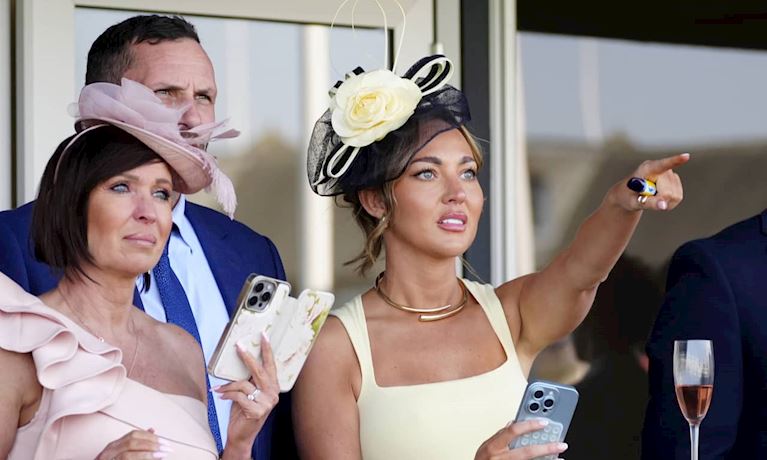 Win a £2,500 Randox Grand National Voucher