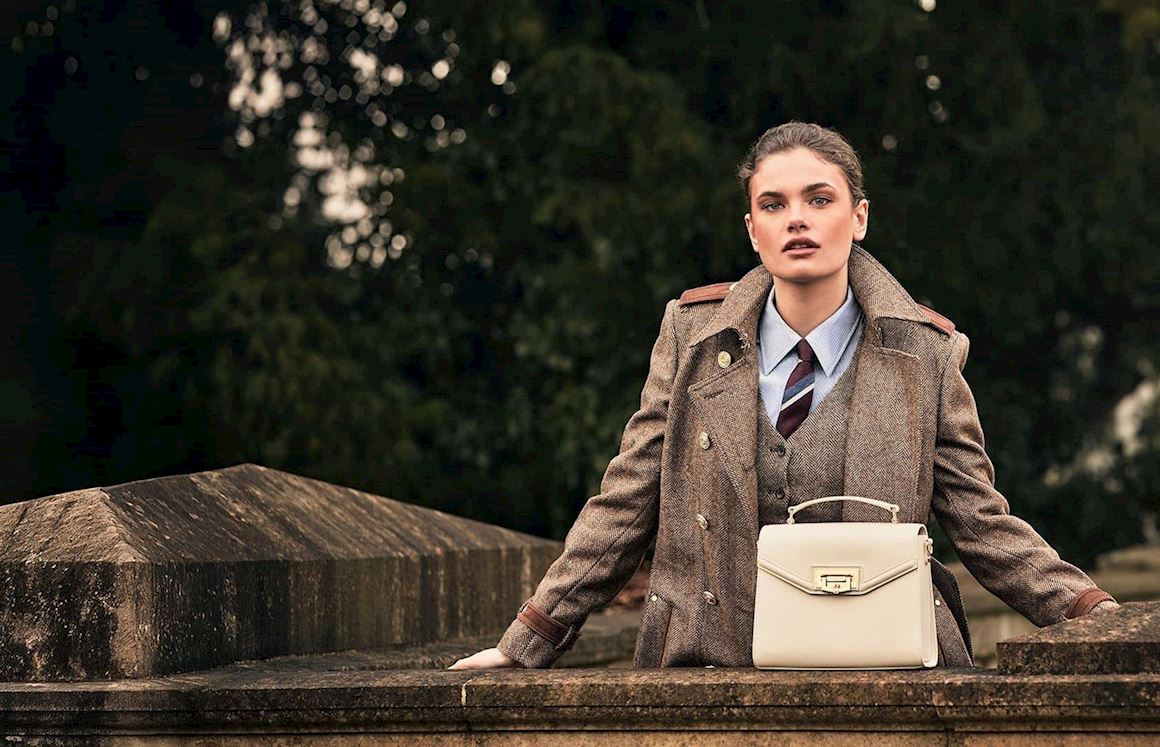 Exquisite Accessories