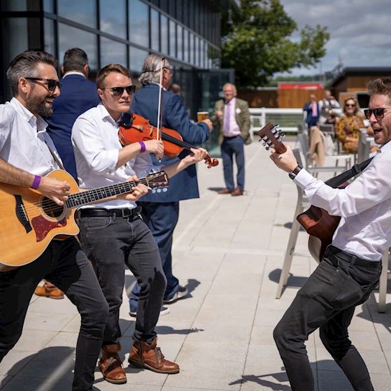 Stringin it 1.jpg
