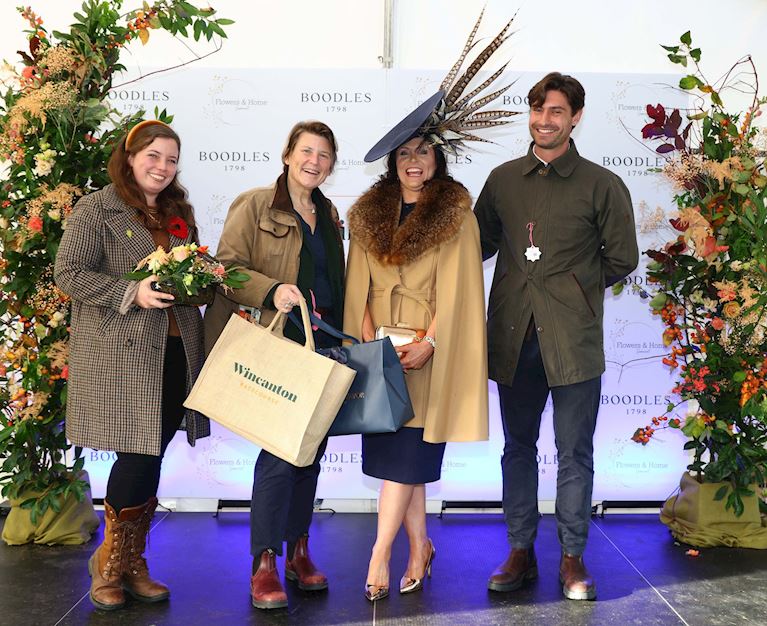 LADIES DAY STYLE AWARDS AT WINCANTON RACECOURSE